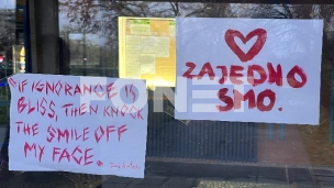 Ispraćaj studenata ispred FDU-a 